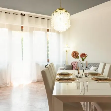 Altido Great 2br Apt With Parking In Country Lejlighed *