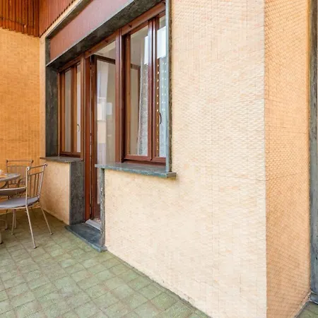 Altido Great 2br Apt With Parking In Country Como